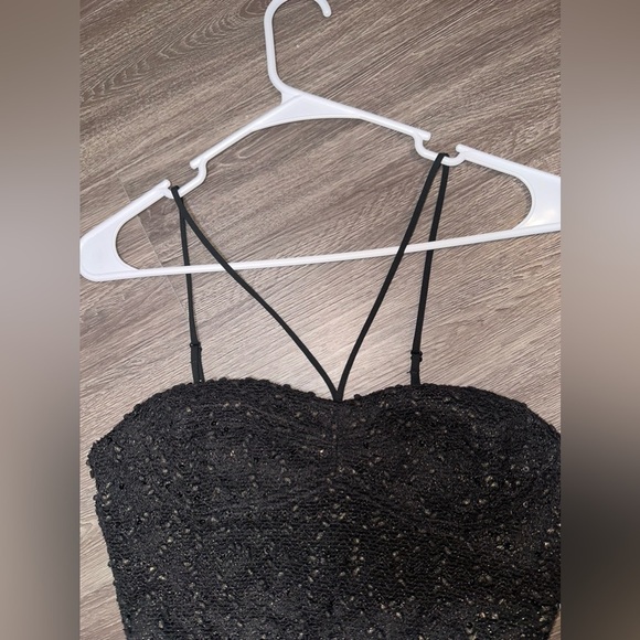 Dress The Population Sequined Crop Top NWOT - Picture 4 of 7